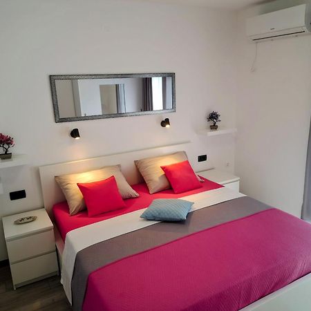 Apartments Ema Crikvenica Kültér fotó