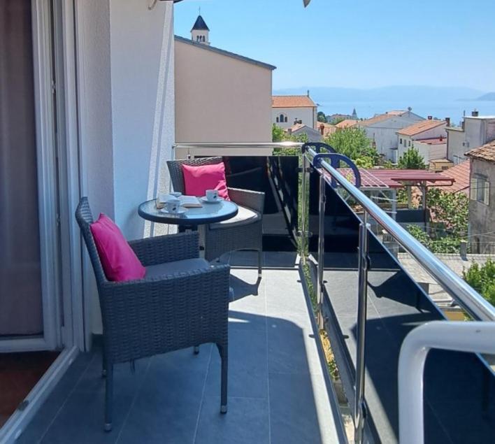 Apartments Ema Crikvenica Kültér fotó