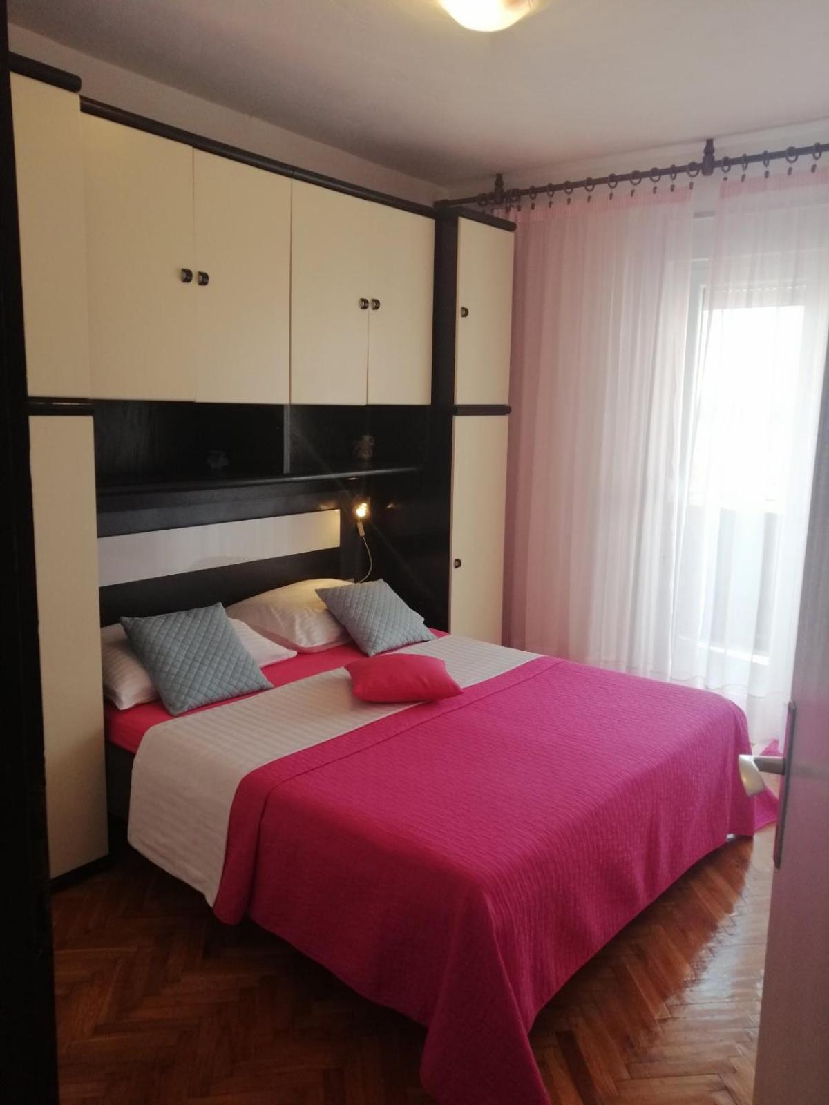 Apartments Ema Crikvenica Kültér fotó