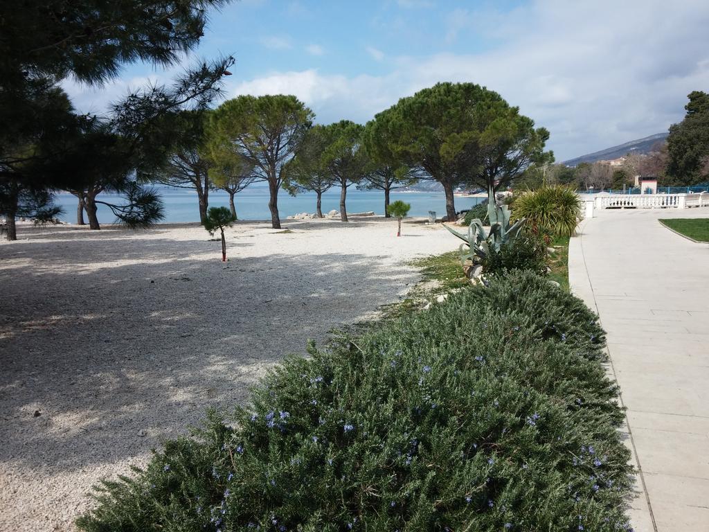 Apartments Ema Crikvenica Kültér fotó